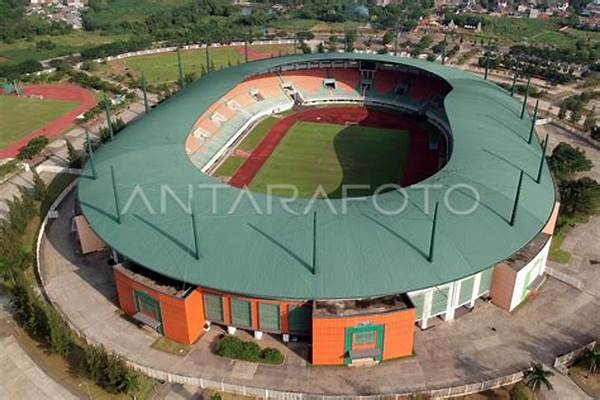 Foto Renovasi Stadion Sepak Bola Lhokseumawe Jadi Ikon Baru