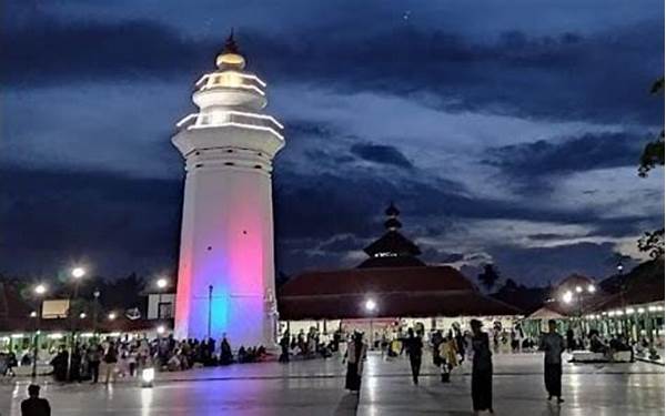 Galeri Tower Masjid Agung Iskandar Muda Malam Hari Bersinar
